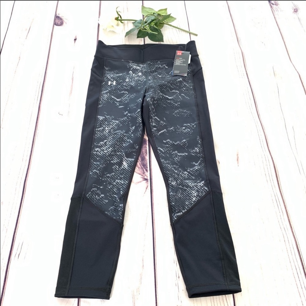 NWT Under Armour heat gear leggings